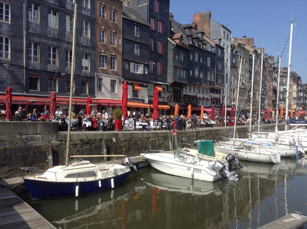 Lamaison Du Phare Honfleur Chambres D'Hotes Et Jacuzzi Prive المظهر الخارجي الصورة